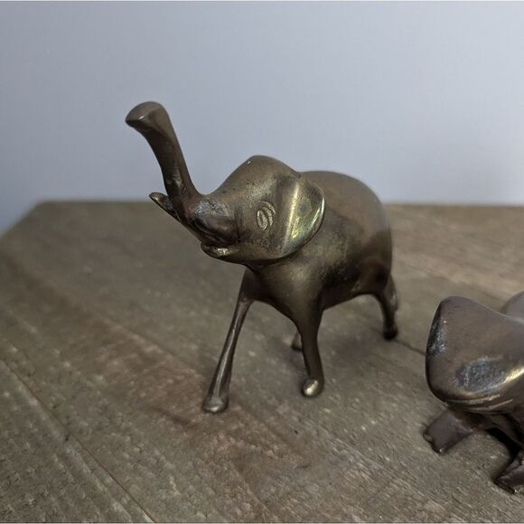 Vintage Brass animals elephant crane frog - Picture 2 of 8